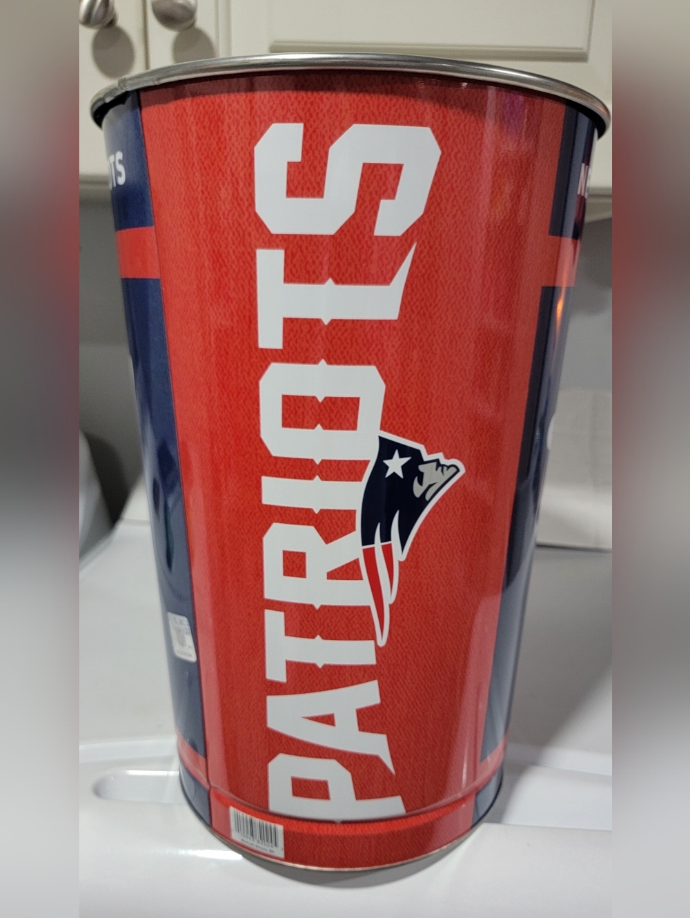 New- New England Patriots Trash Can